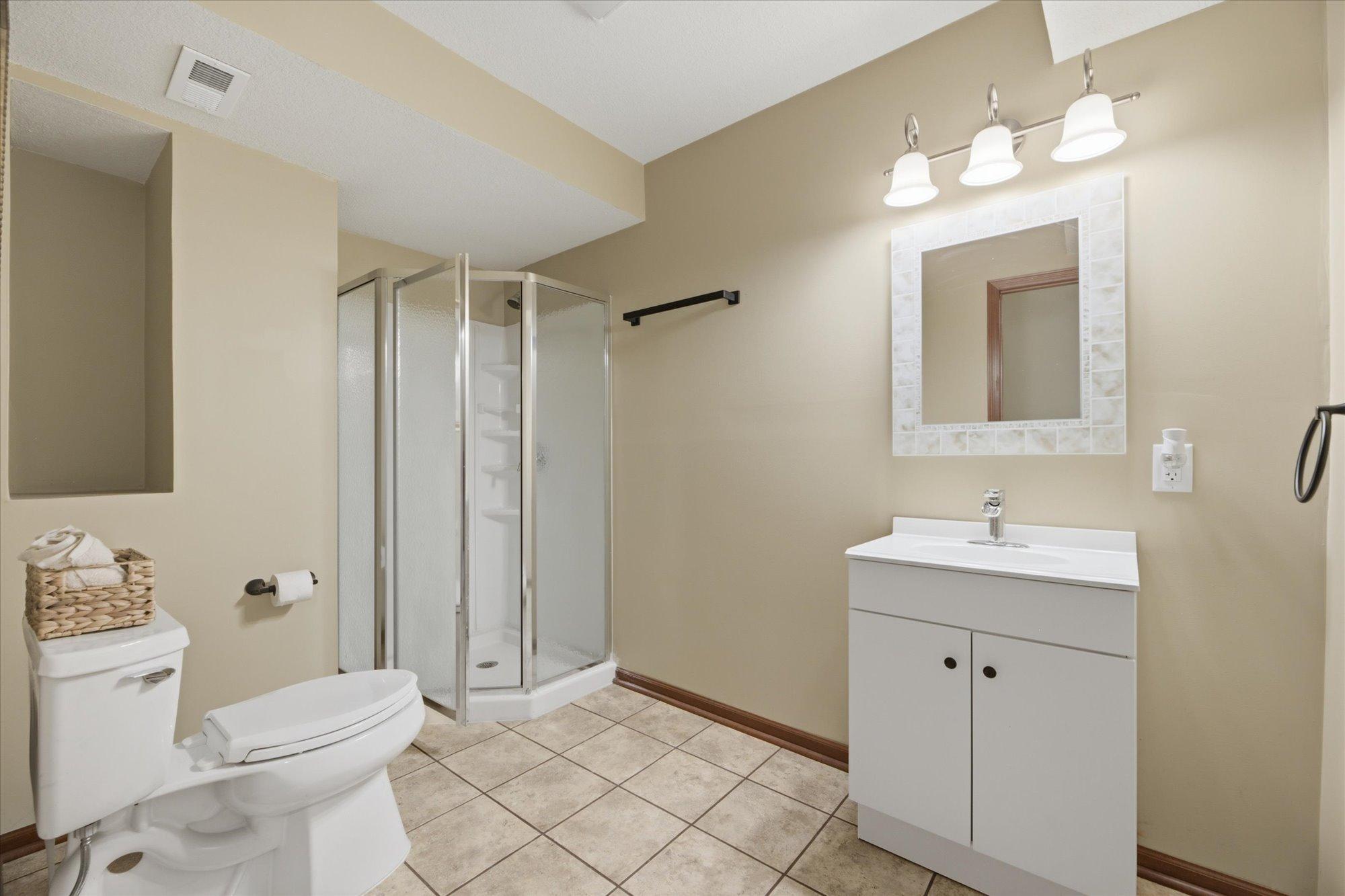 Lower level bath