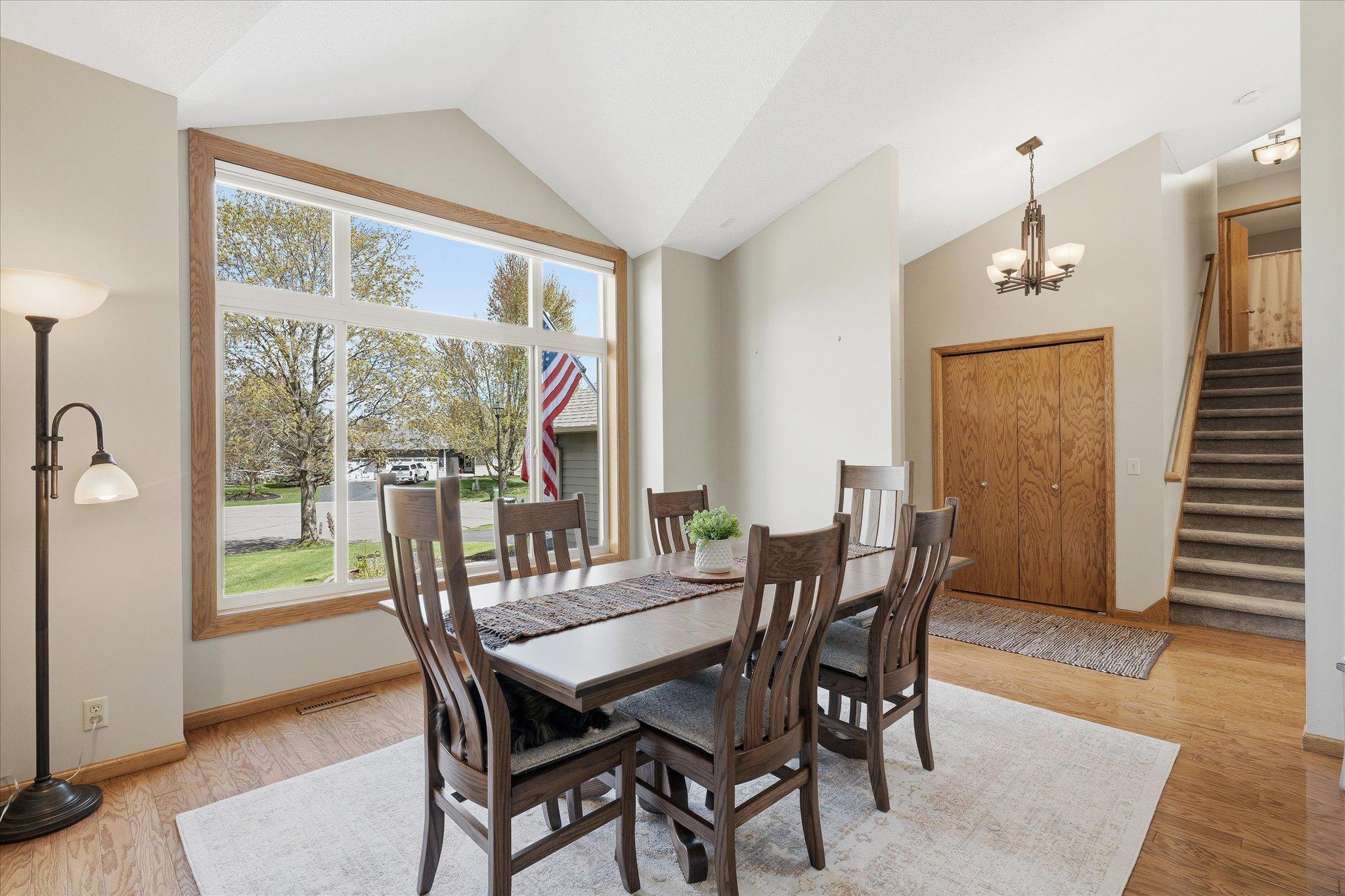 The vaulted ceilings provide such a bright, open and welcoming space when your friends & family come in.