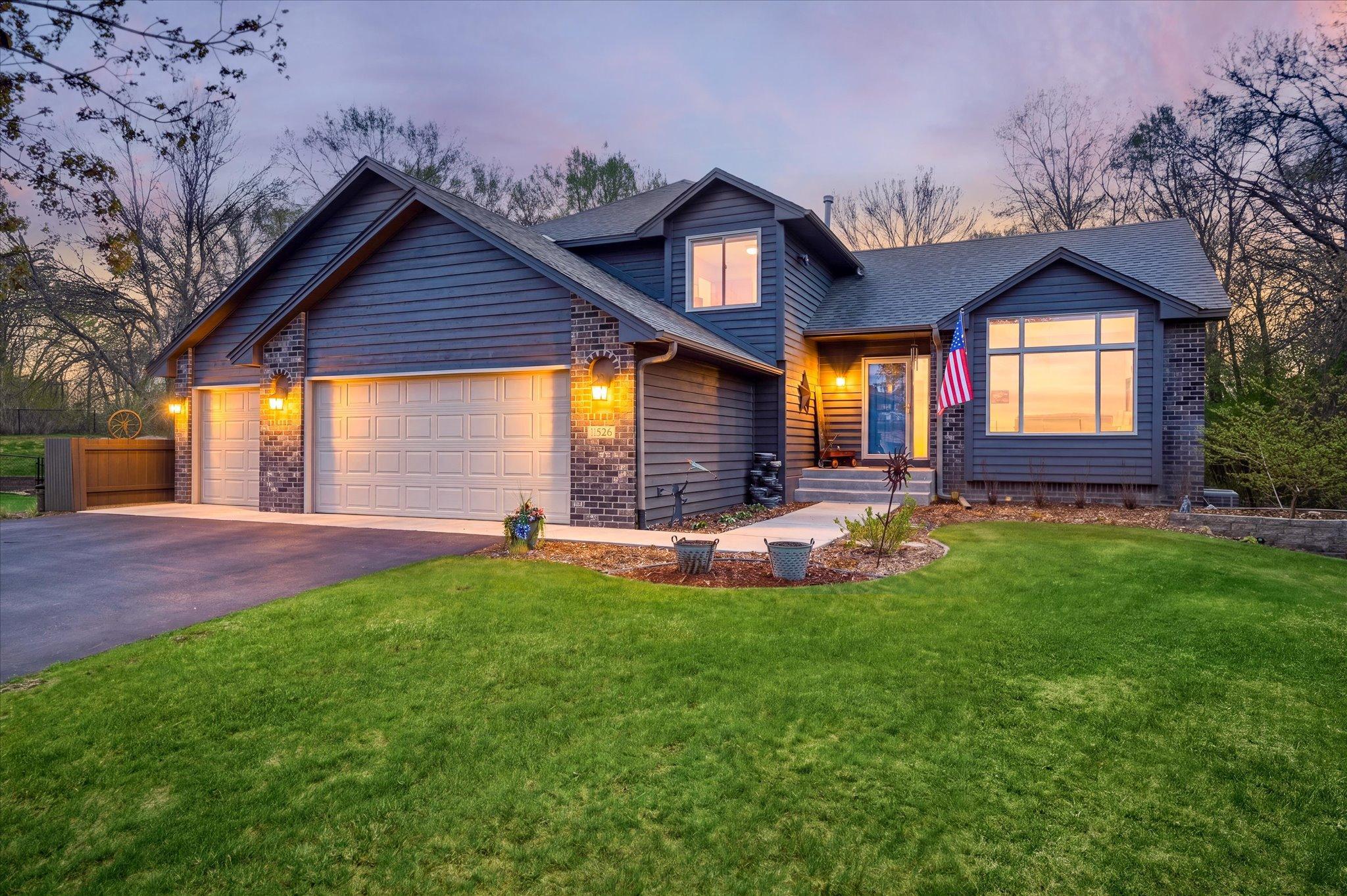 The driveway, roof, gutters, driveway apron, sidewalk, exterior paint, windows and garage doors have ALL been updated. Wow.