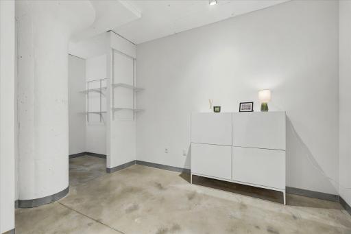 07-2929 Chicago Ave _1001 [3087969]- 007.jpg