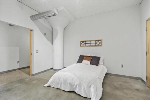 05-2929 Chicago Ave _1001 [3087969]- 005.jpg