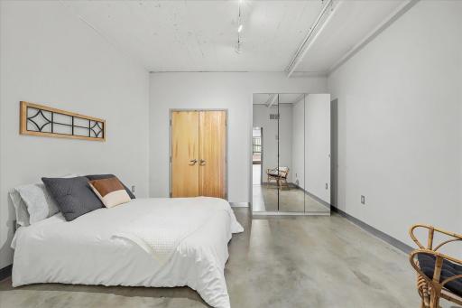 03-2929 Chicago Ave _1001 [3087969]- 003.jpg