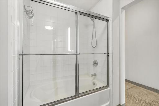 14-2929 Chicago Ave _1001 [3087969]- 014.jpg