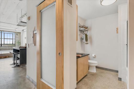 12-2929 Chicago Ave _1001 [3087969]- 012.jpg