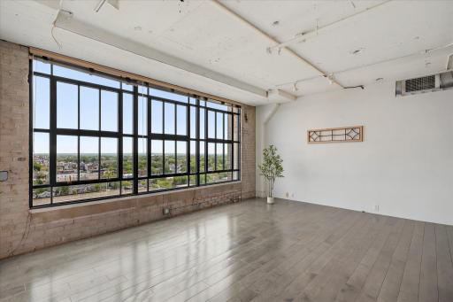 26-2929 Chicago Ave _1001 [3087969]- 026.jpg