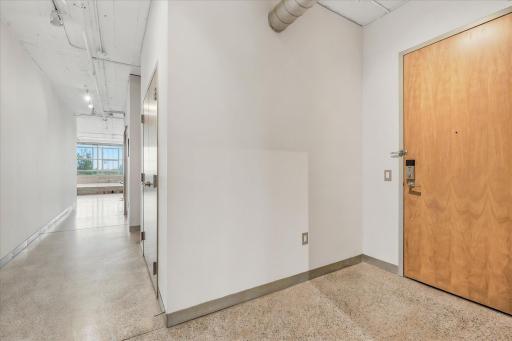 06-2929 Chicago Ave _1001 [3087969]- 006.jpg