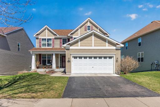 15275 Plumstone Drive, Eden Prairie, MN 55347