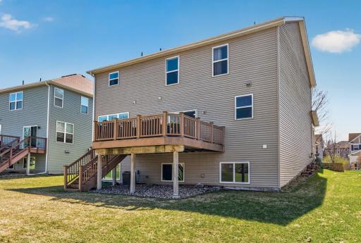 15275 Plumstone Drive, Eden Prairie, MN 55347