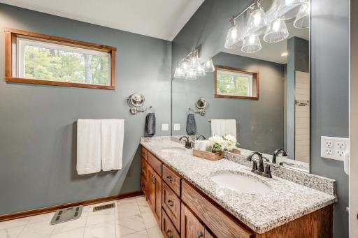 19180 Meadowridge Ln Circle N, Marine On Saint Croix, MN 55047