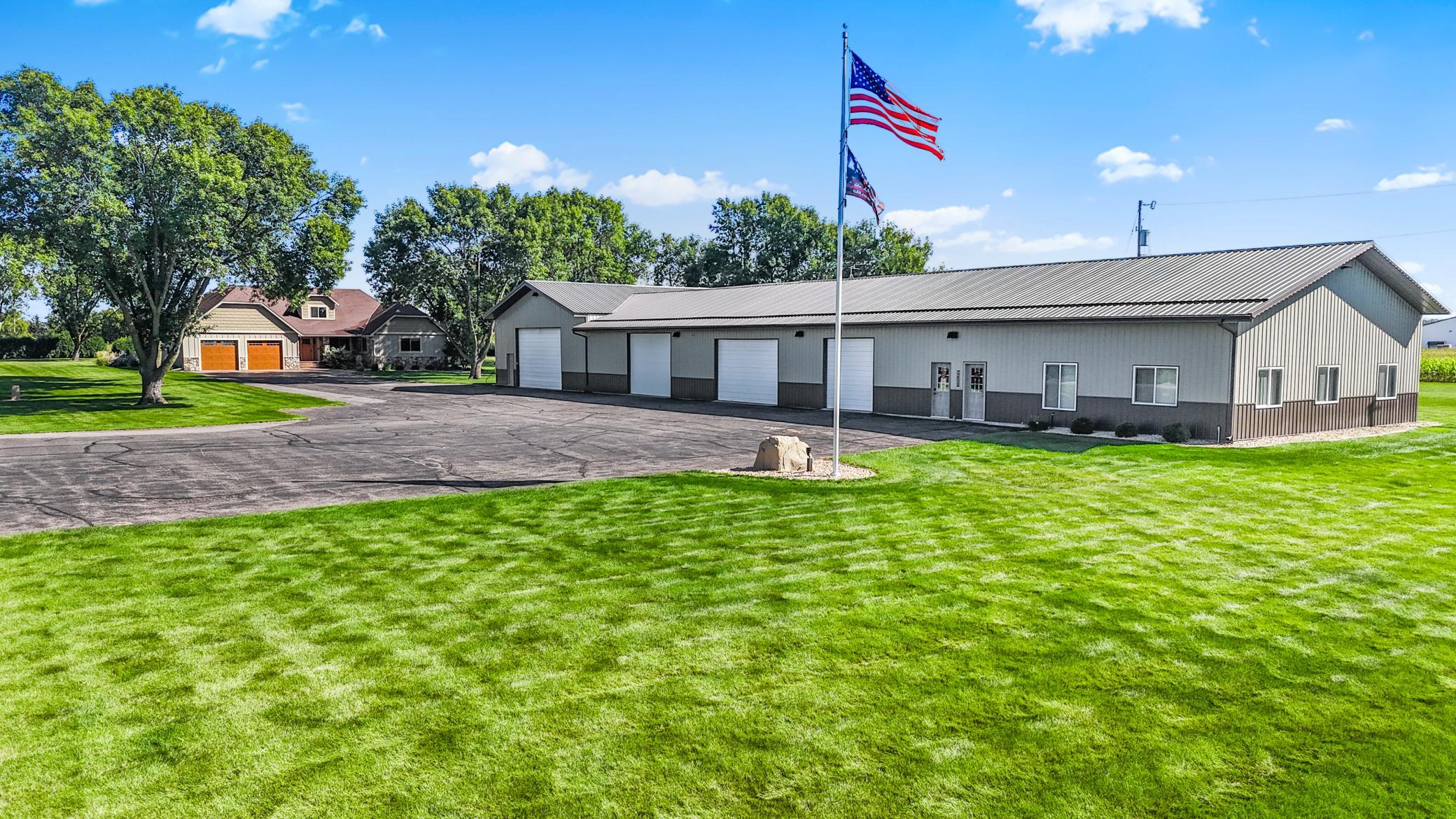 Welcome to 22546 182nd Avenue, Cold Spring!