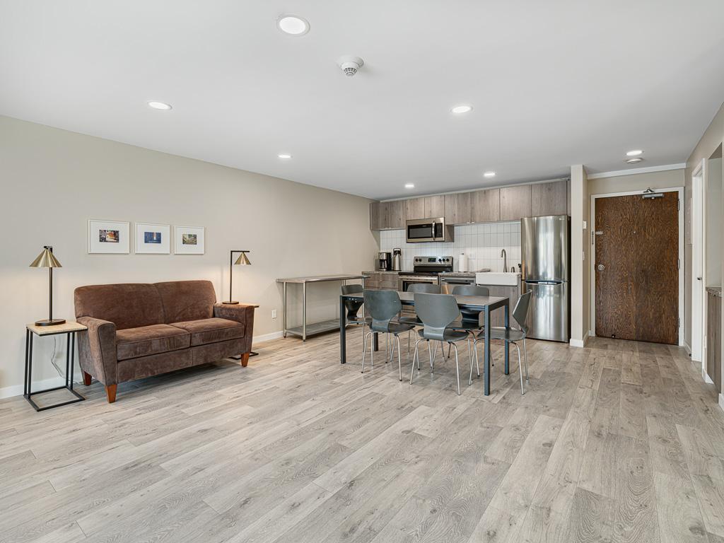 21 - Community Room.jpg