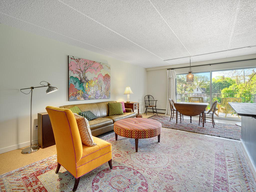 The living/dining room is such a cheerful, artistic space and is always flooded with sunlight.