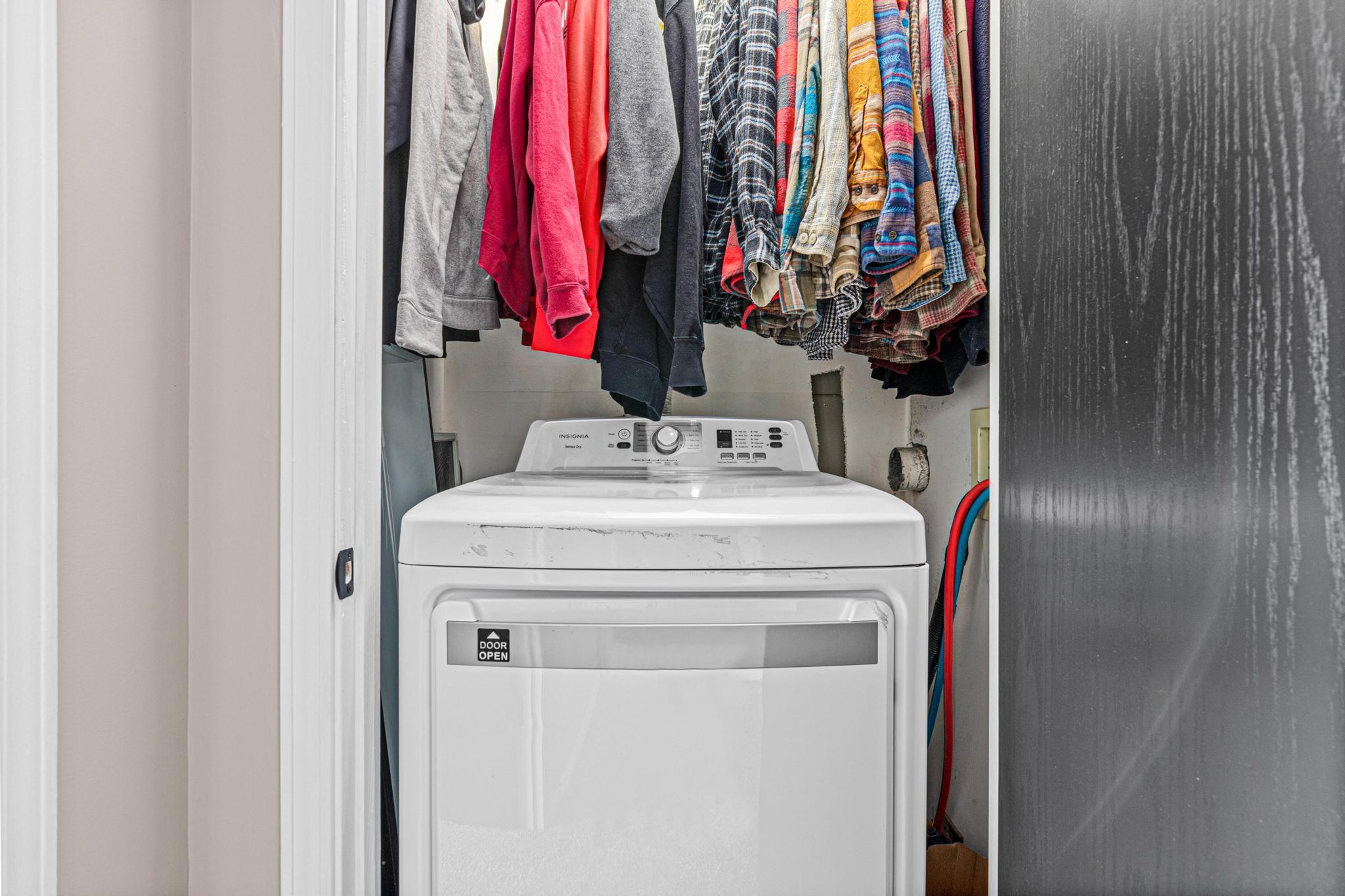 1400 Field Creek Cir, Victoria-30.jpg