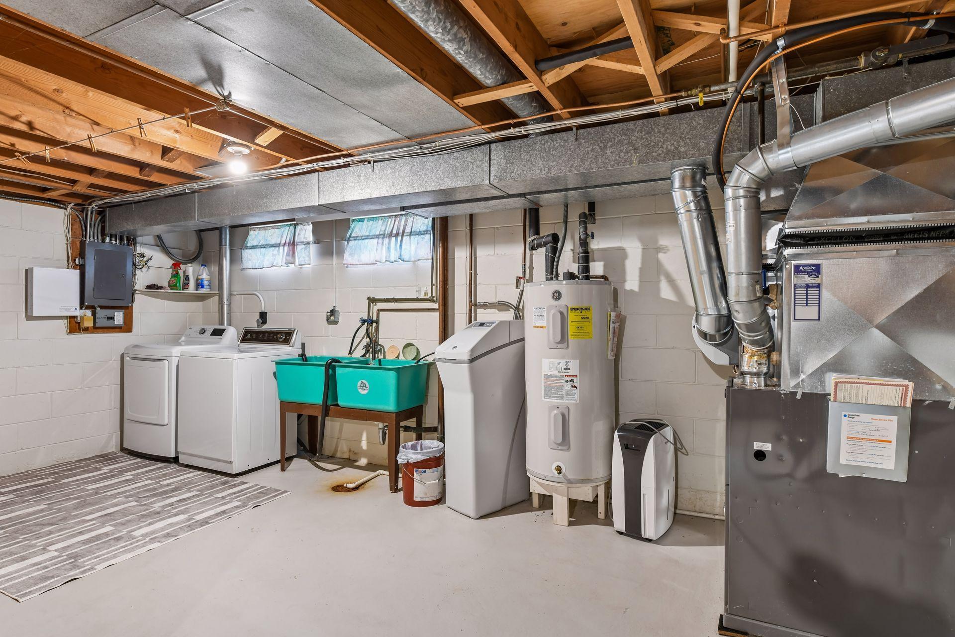 8224 Toledo Avenue North - Spacecrafting - 0030.jpg