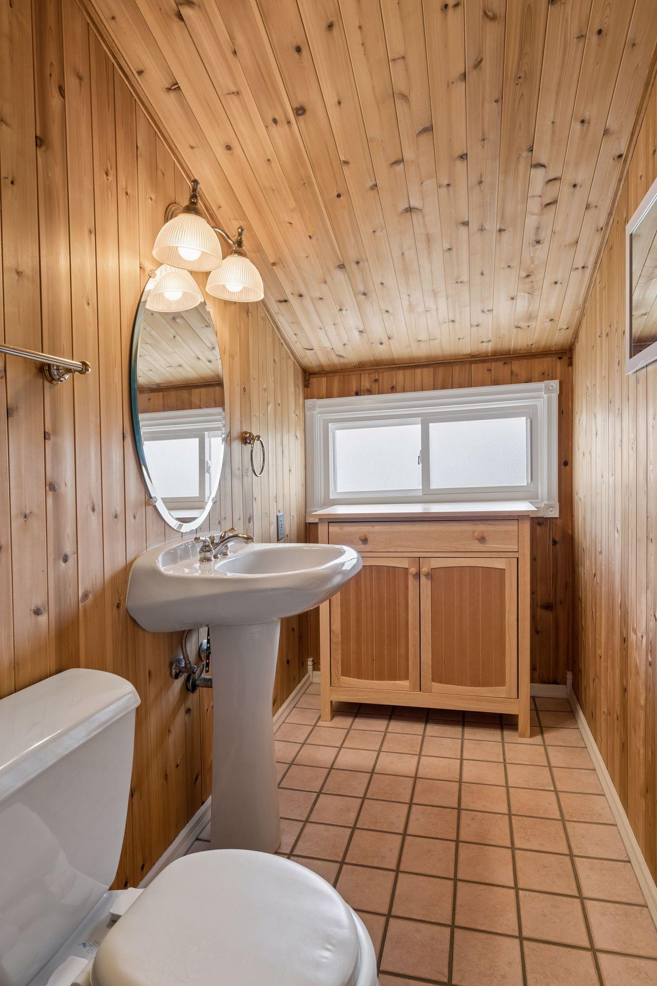 8316 Upton Avenue South