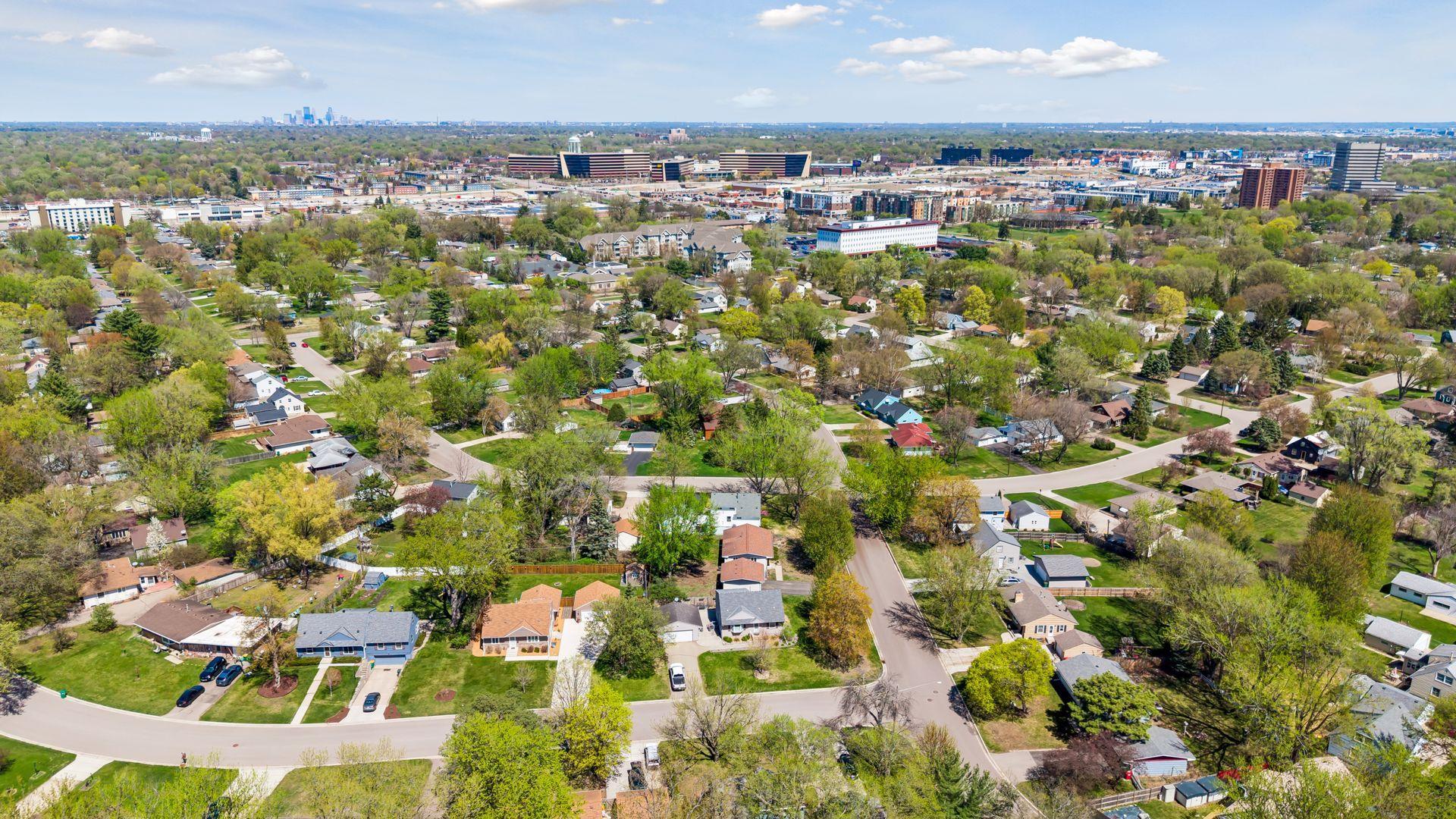 8316 Upton Avenue South