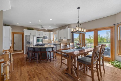 744 Theis Drive, Shakopee, MN 55379