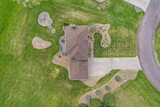 744 Theis Drive, Shakopee, MN 55379