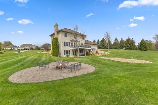 744 Theis Drive, Shakopee, MN 55379