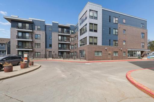 7601 Aldrich Avenue S, 401, Minneapolis, MN 55423