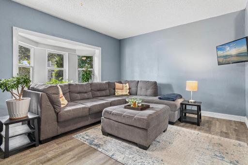 653 19th Avenue NE, Minneapolis, MN 55418