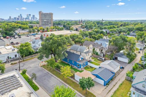 653 19th Avenue NE, Minneapolis, MN 55418