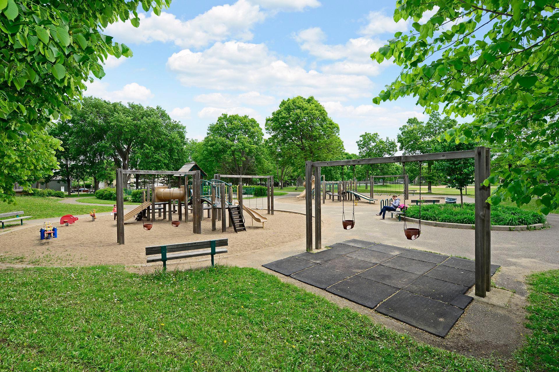 5 min walk to the playground at Longfellow Park