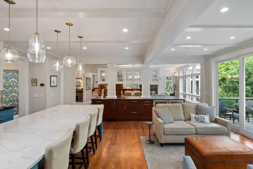9550 Foxford Road, Chanhassen, MN 55317