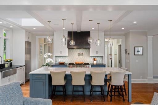 9550 Foxford Road, Chanhassen, MN 55317