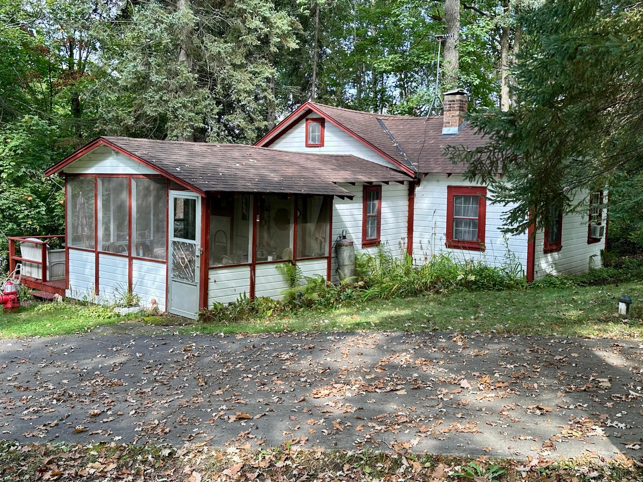 10 x 14 Screen Porch