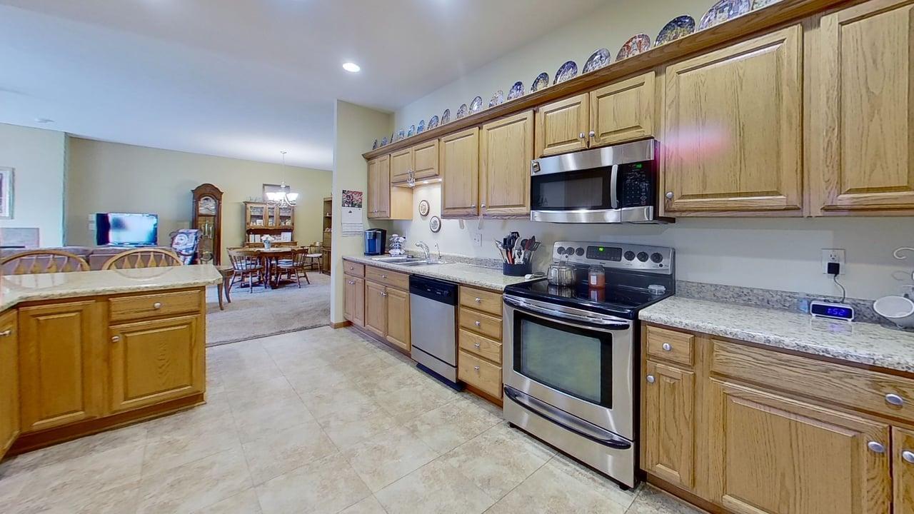 1614-Thunderbird-Road-Kitchen.jpg