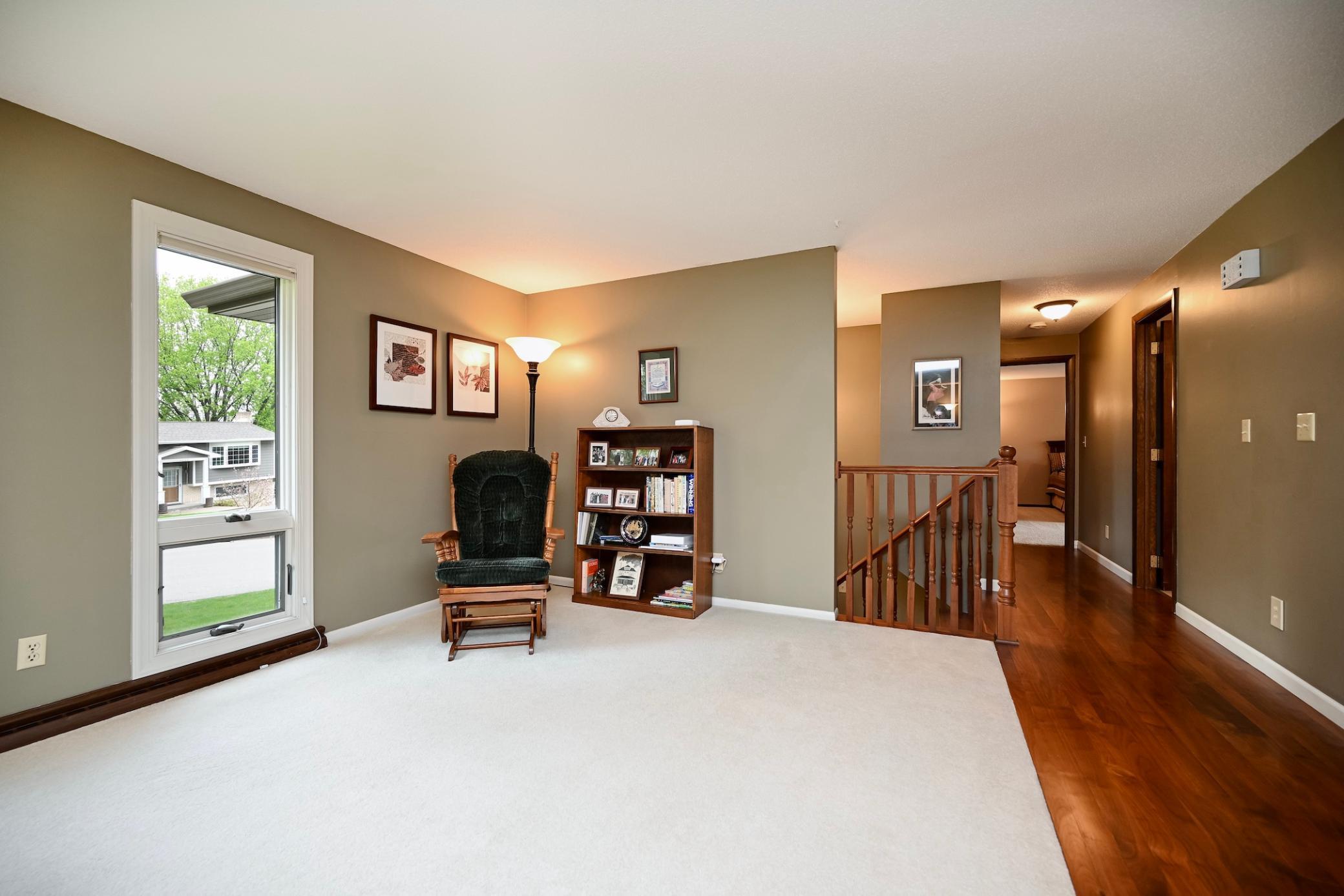 4 Living Room I.jpg