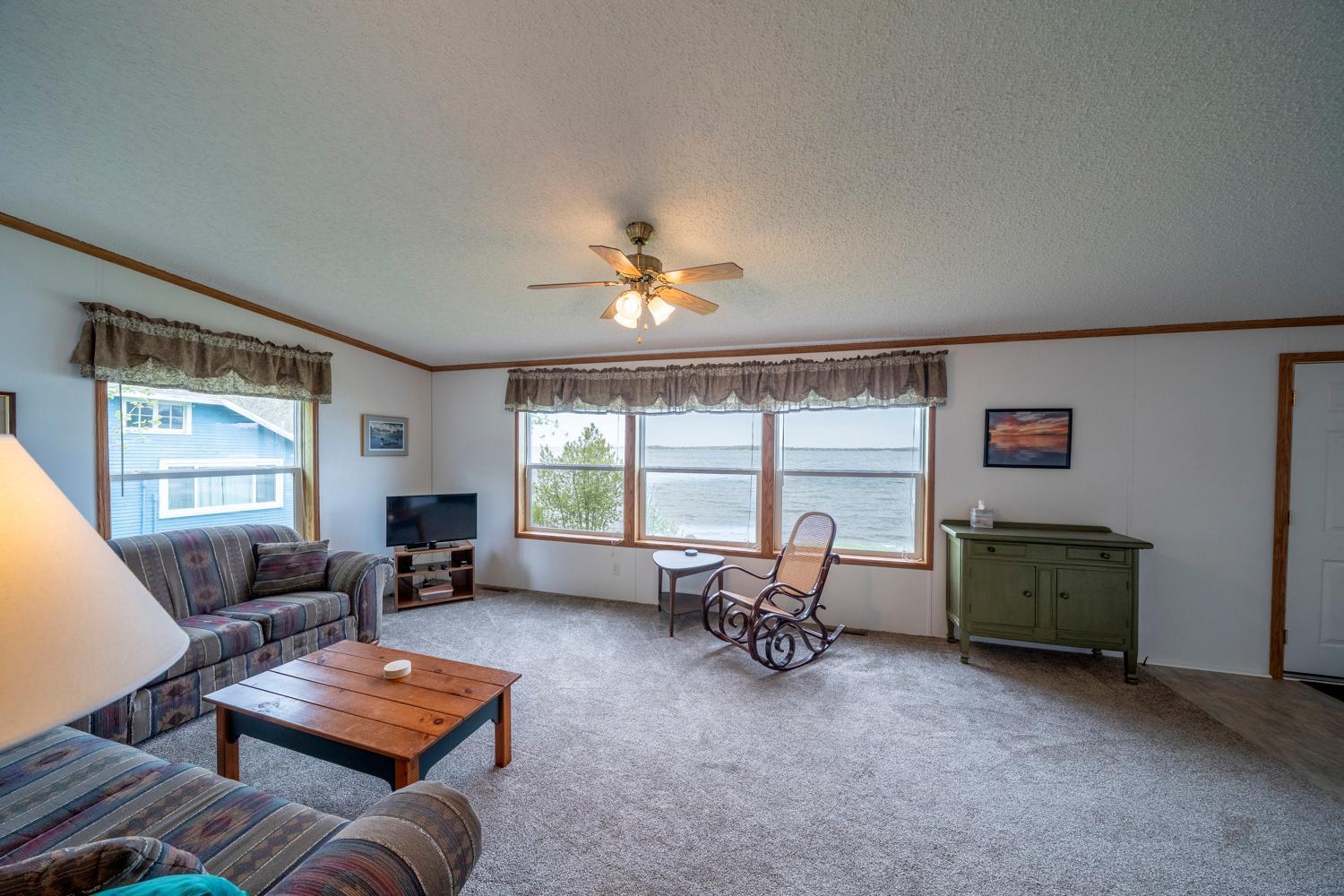 bradley_media_llc_26569-005.jpg