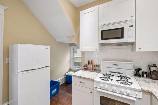 105 Milton Street S, Saint Paul, MN 55105