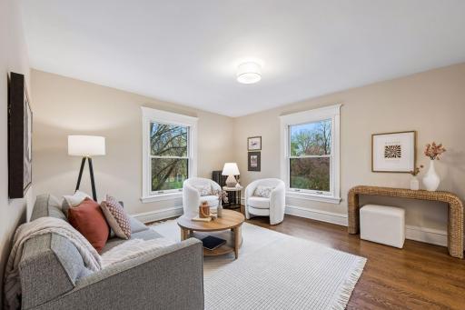 105 Milton Street S, Saint Paul, MN 55105