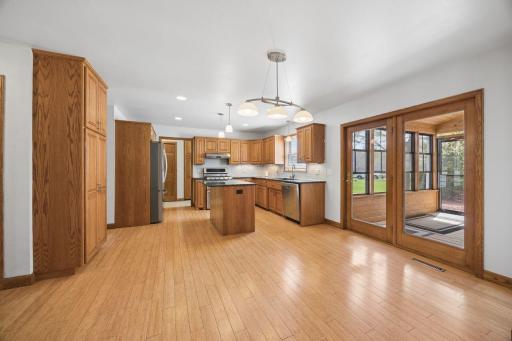 2721 Meadowrose Boulevard, Saint Cloud, MN 56301