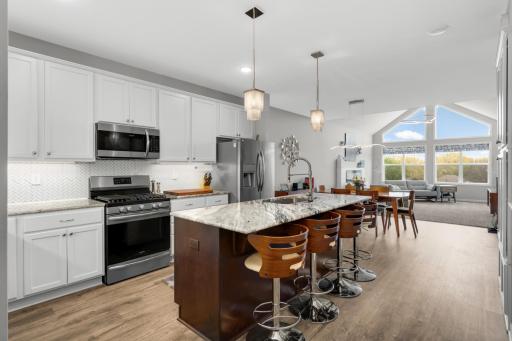 14034 Virginia Way, Savage, MN 55378