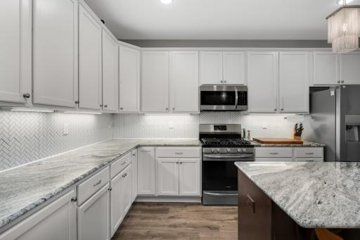 14034 Virginia Way, Savage, MN 55378