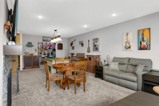 14034 Virginia Way, Savage, MN 55378