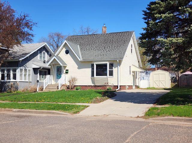 143 Maple St E, Amery - A.jpg