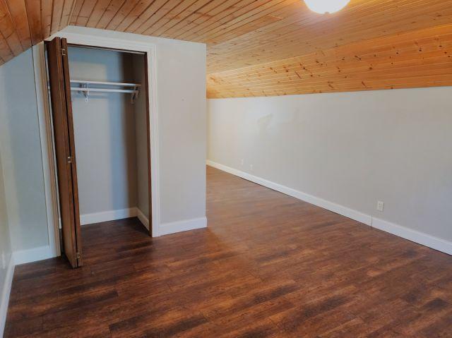 143 Maple St E, Amery - W.jpg