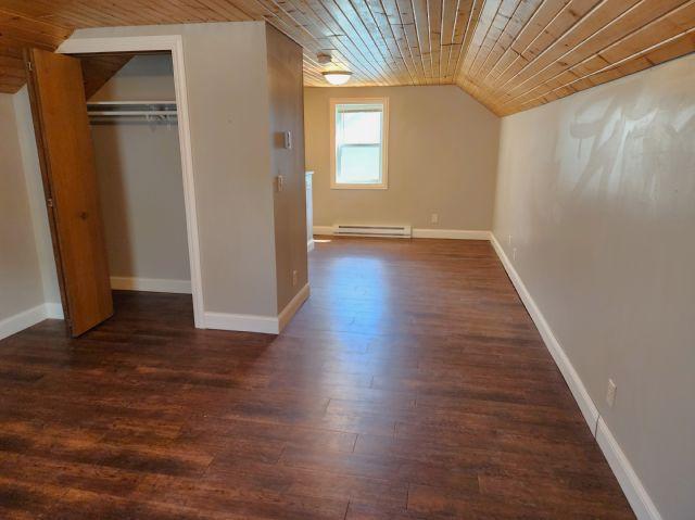 143 Maple St E, Amery - X.jpg