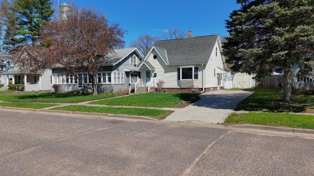 143 Maple St E, Amery - E.JPG