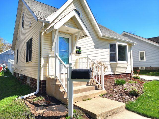 143 Maple St E, Amery - ZF.jpg