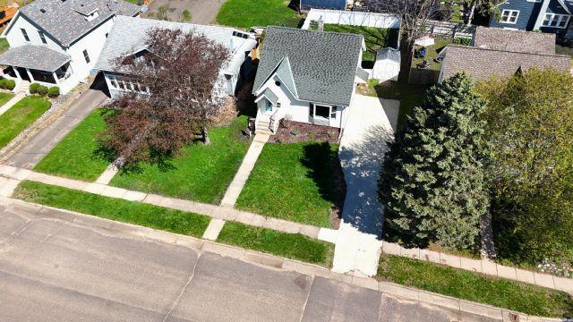 143 Maple St E, Amery - ZV.JPG