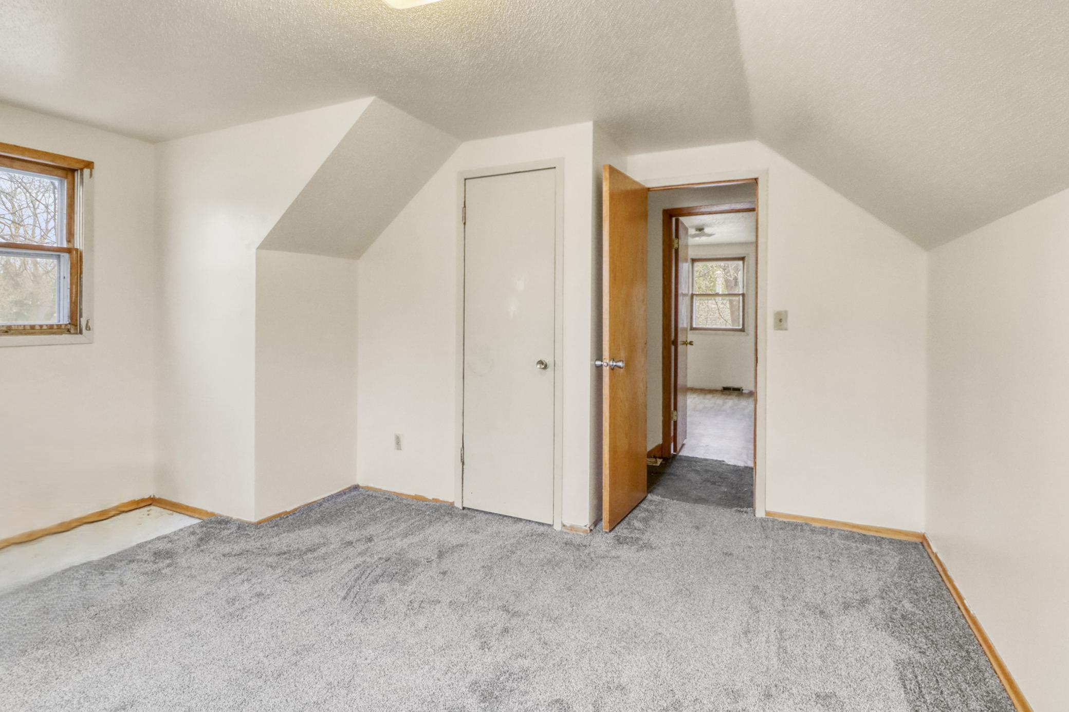Upstairs Bedroom (3)