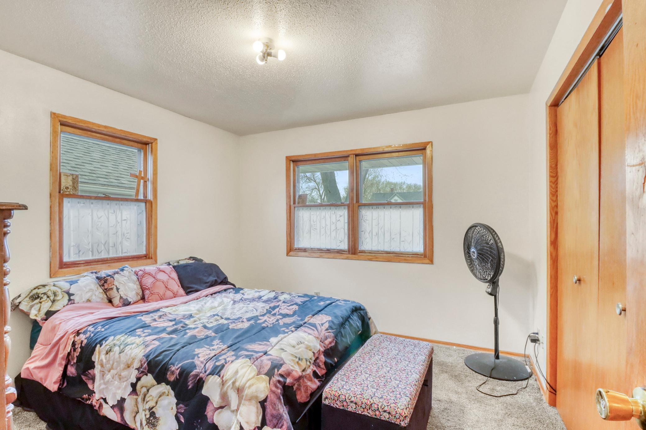 Bedroom (1)