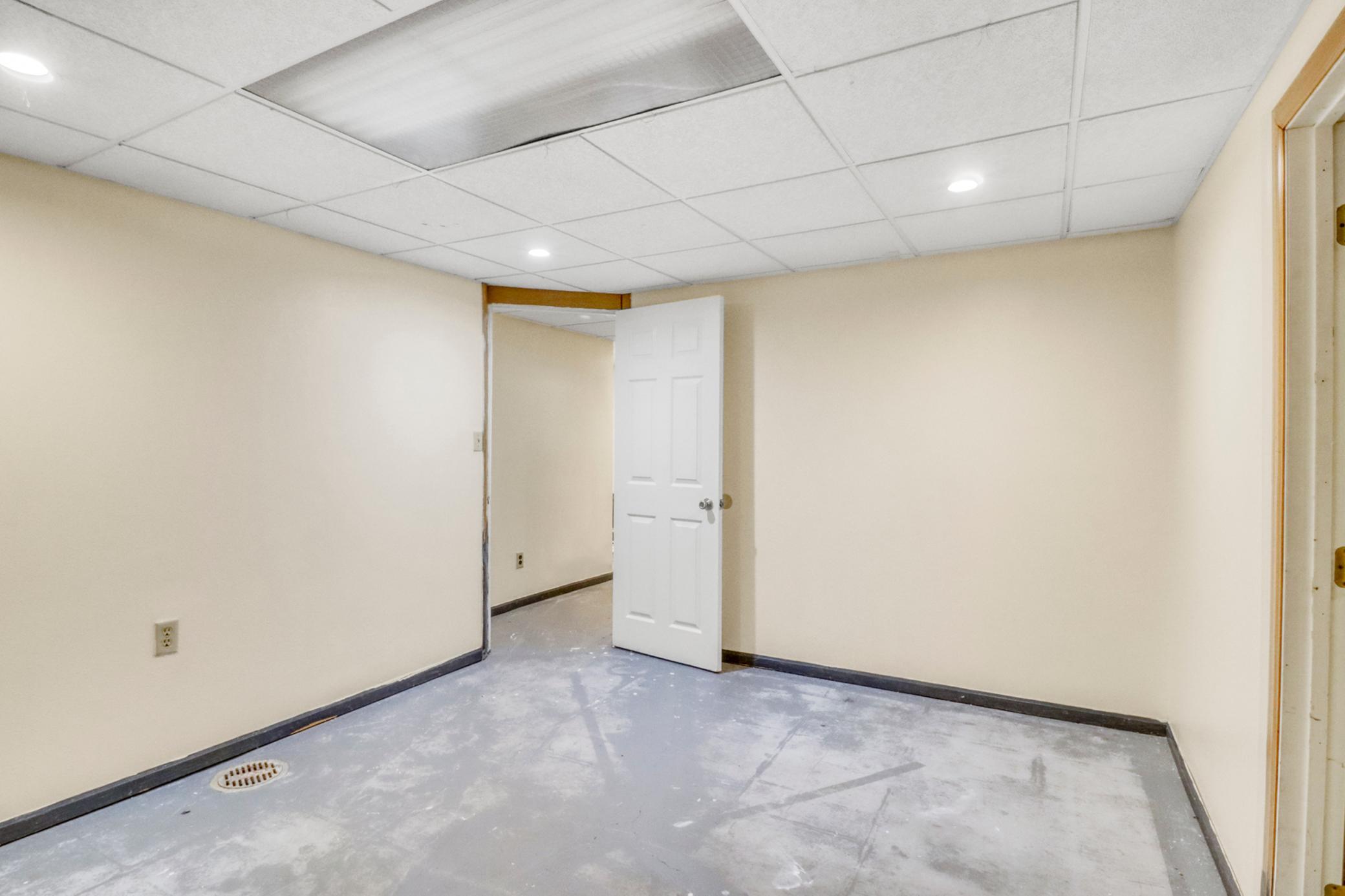 5th bedroom (needs egress)