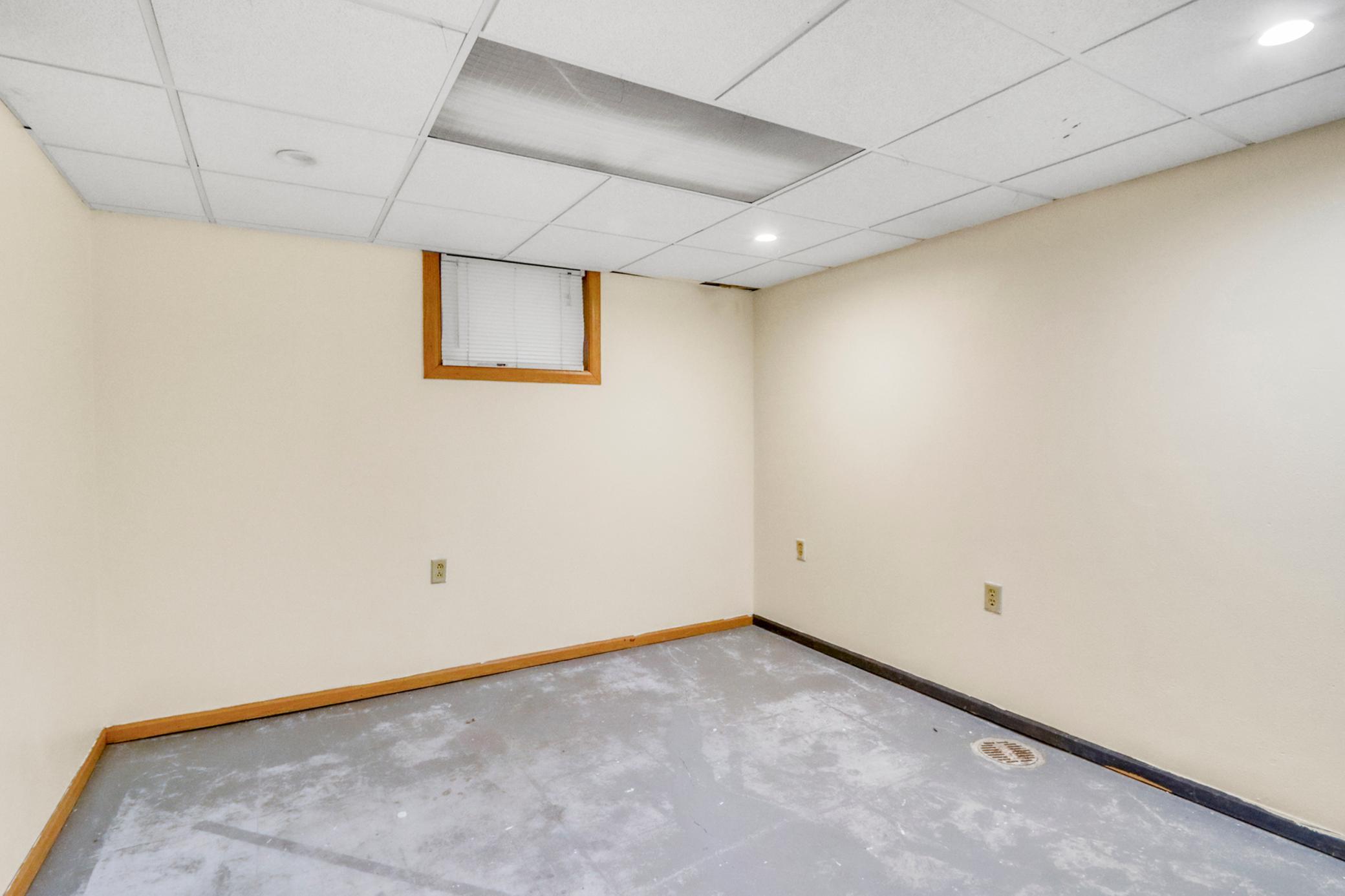 5th bedroom (needs egress)