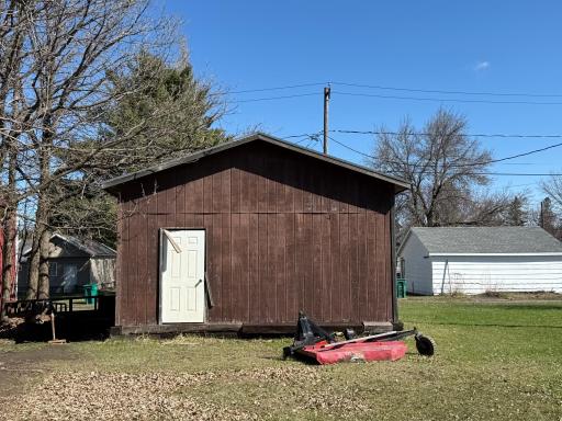 126 E Hibbing Avenue, Keewatin, MN 55753